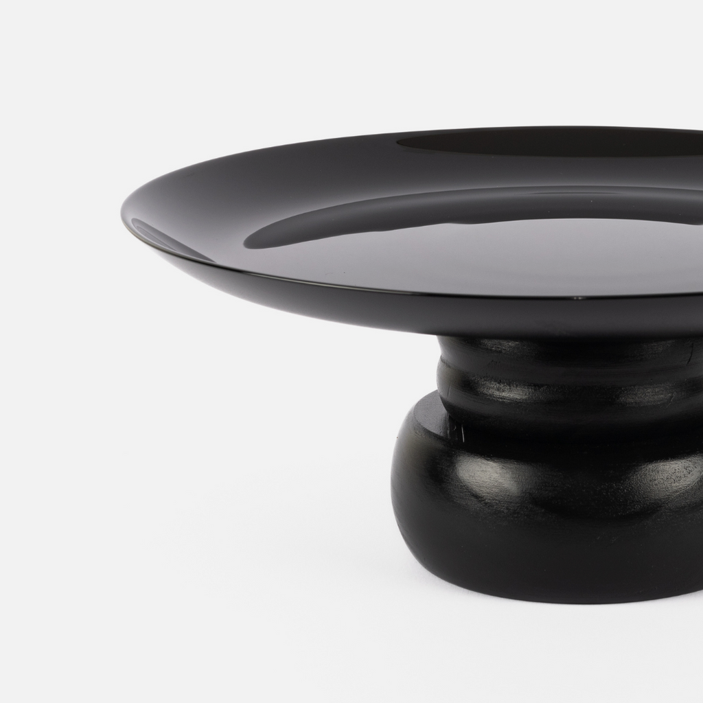 The Black Cake Stand