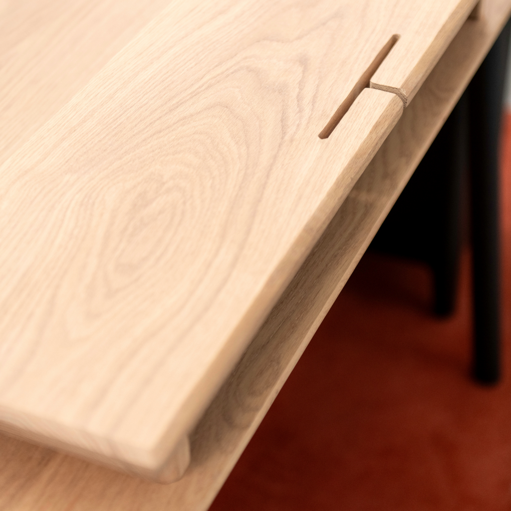 DOT. Monitor Stand - Light Oak