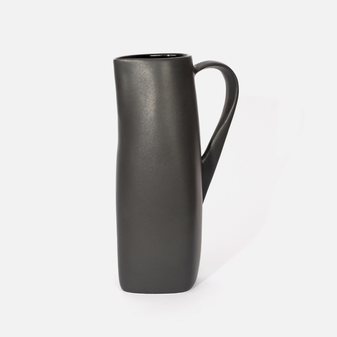 Contour Pitcher - Matte Outside / Gloss Inside