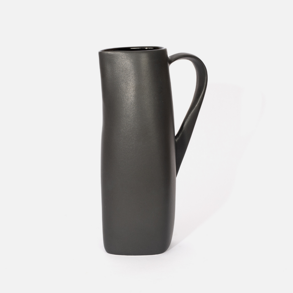 Contour Pitcher - Matte Outside / Gloss Inside
