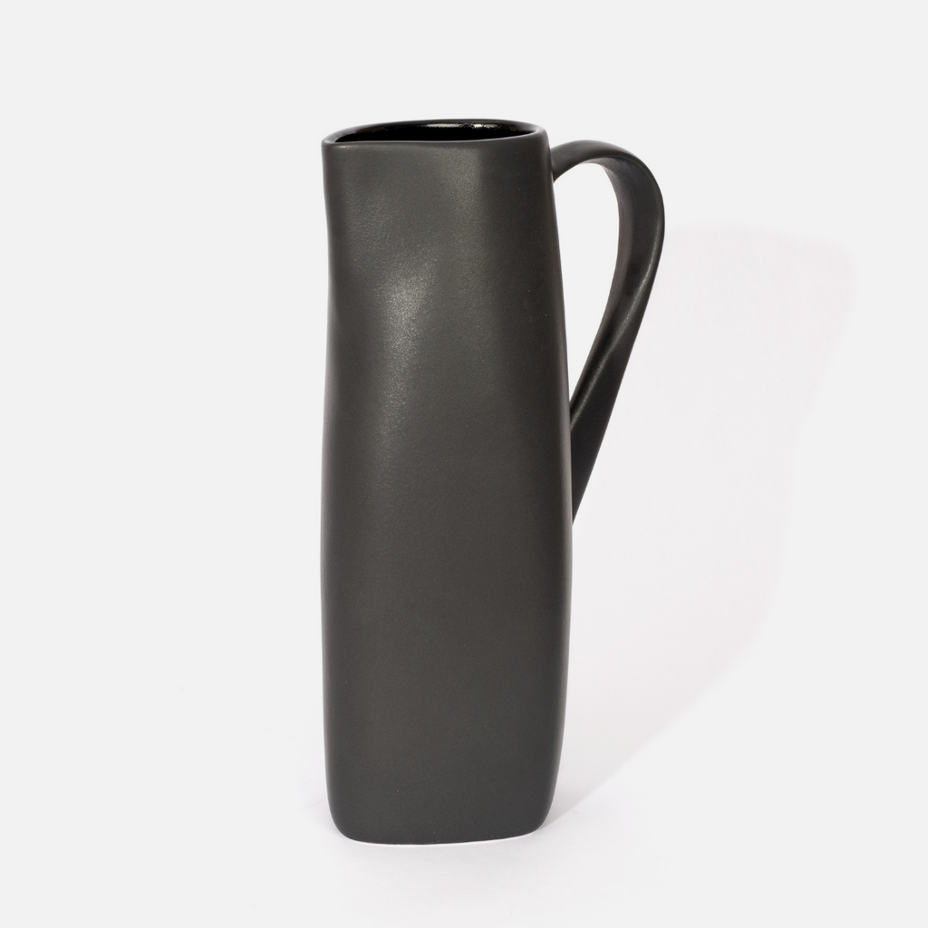 Contour Pitcher - Matte Outside / Gloss Inside