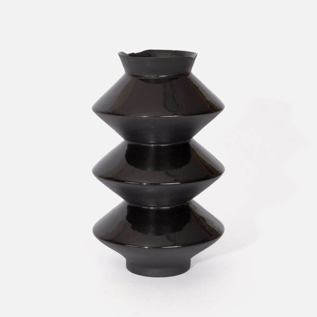Flake-Rim Vase Z8 - Black Gloss