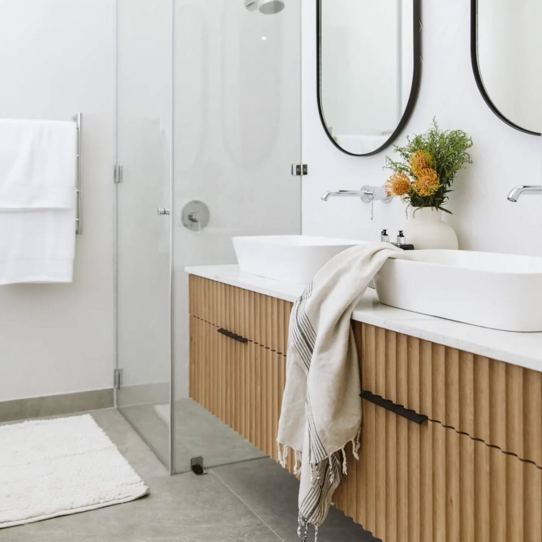 Deep Frame Pill Mirror Combo