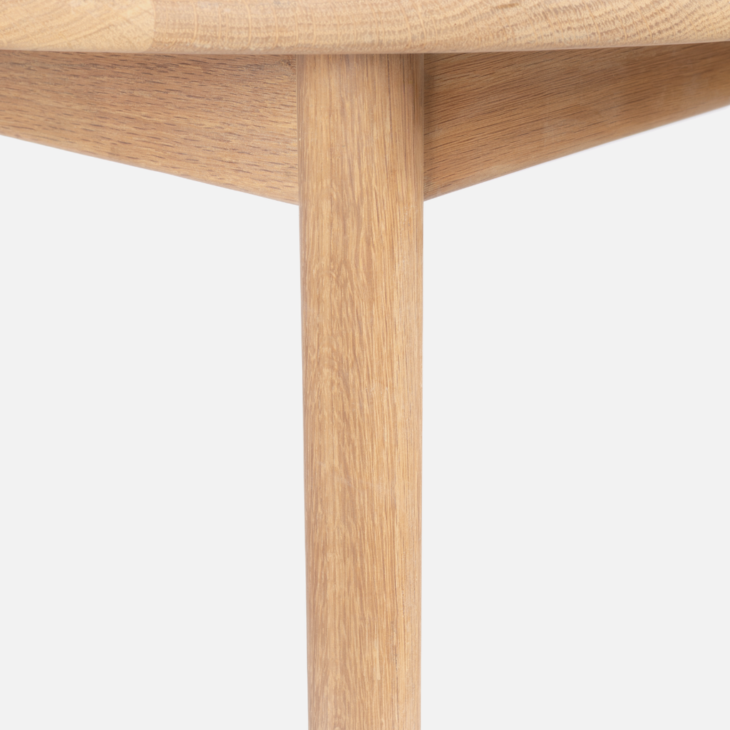 Scalla Round Dining Table