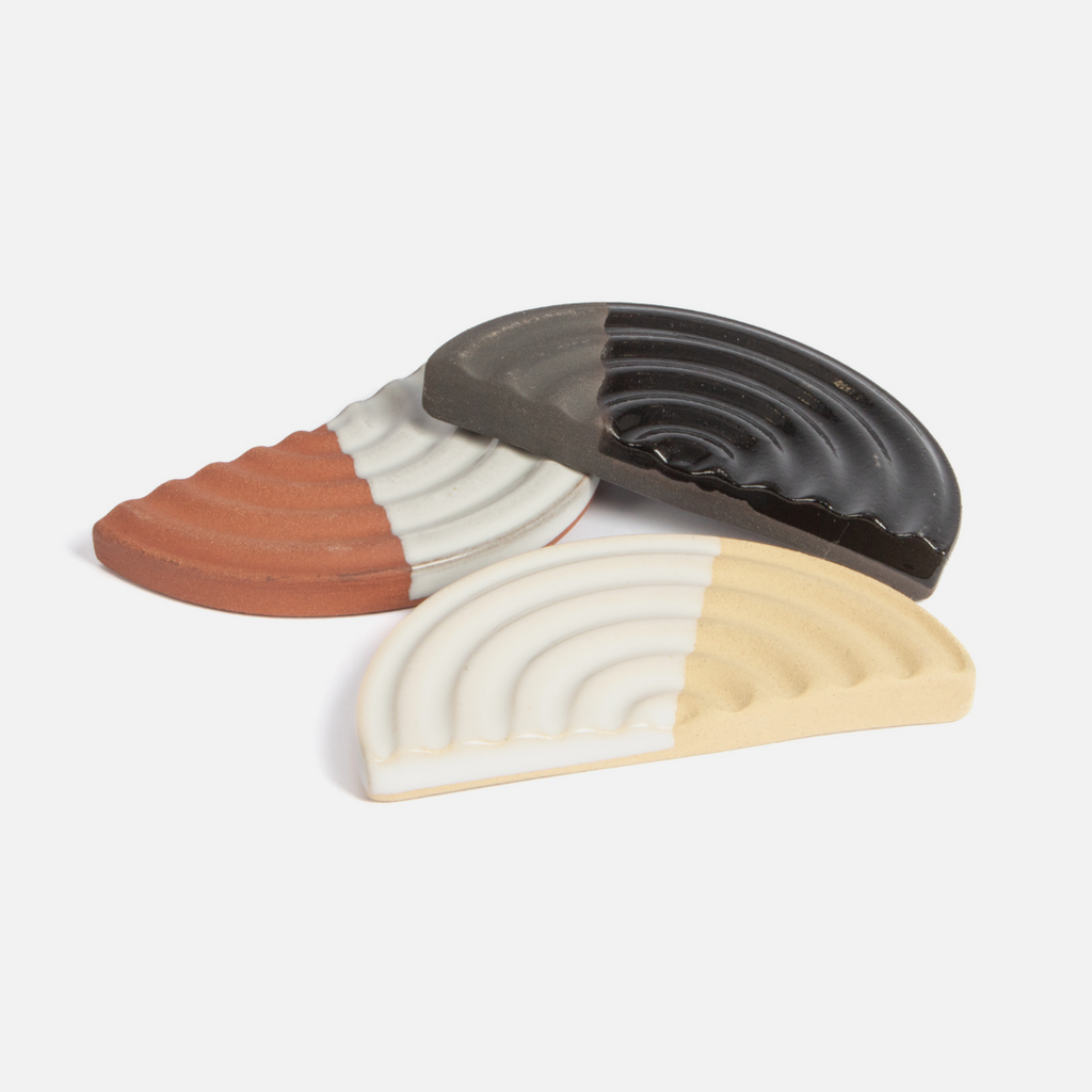 Half Moon Soap Dish - Terra & White