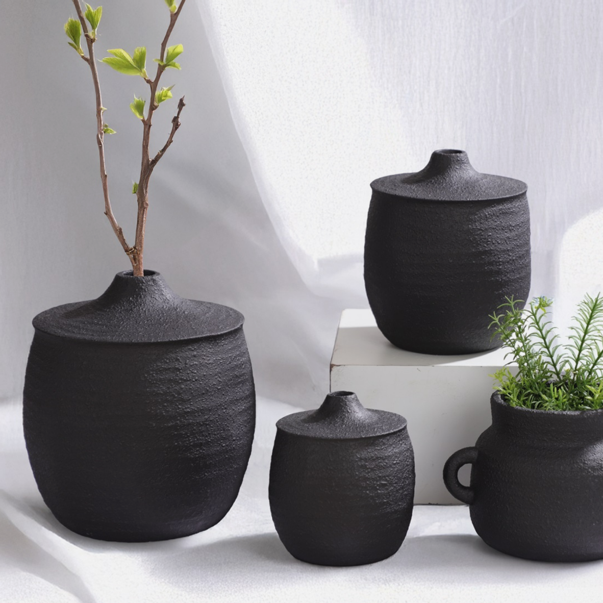 Kuro Pot - Small
