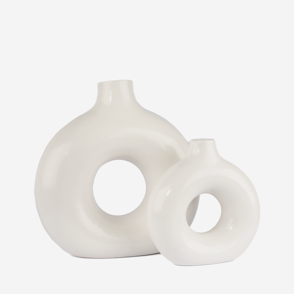 Donut Vase - White