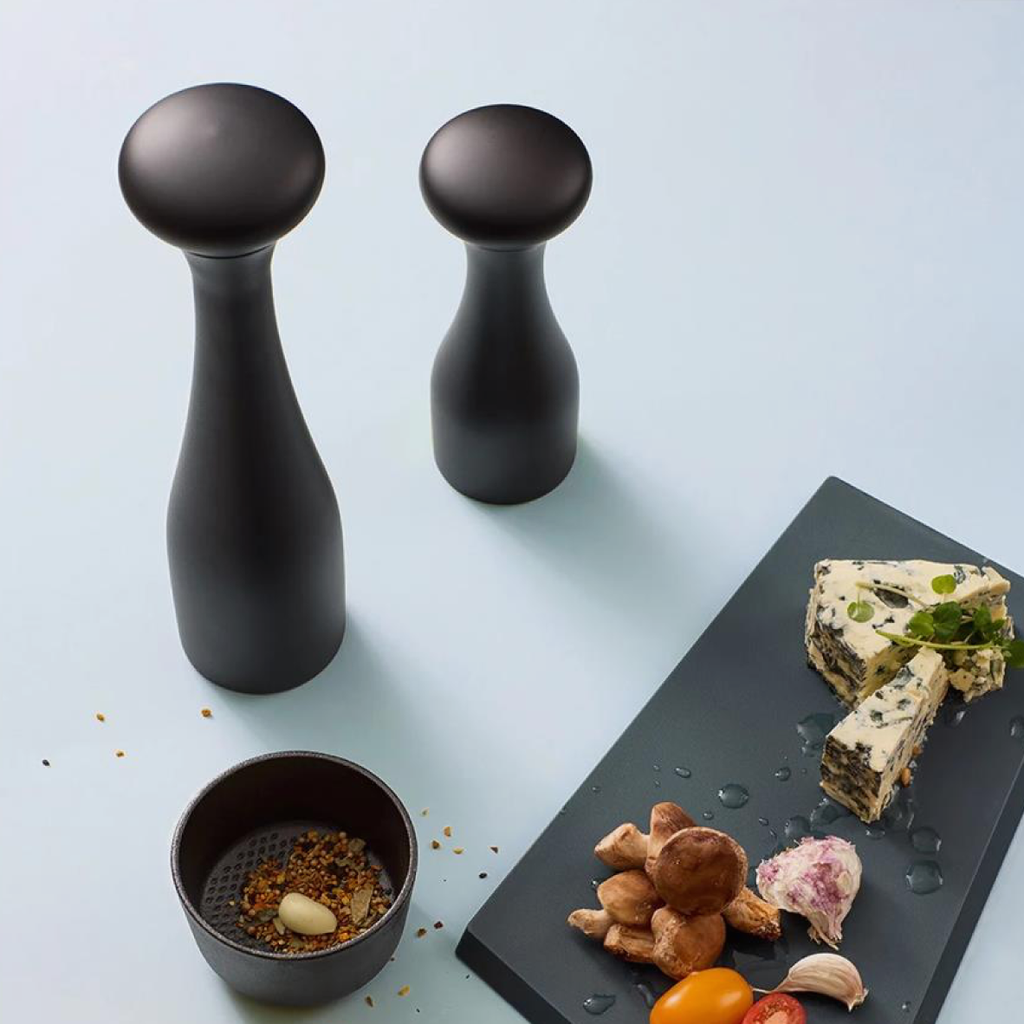 Lyon Grinder - Black Beech