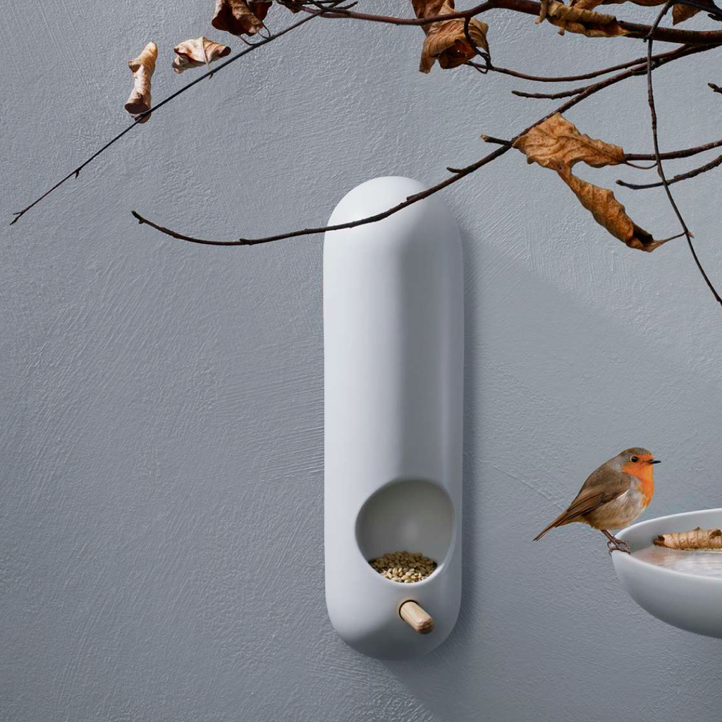 Wall Mounted Bird Feeder Tube