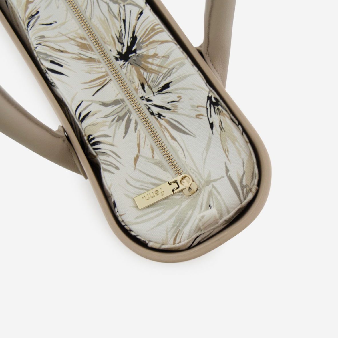 Original Handbag - Sand - Feathers Inner - Light Stone Handles
