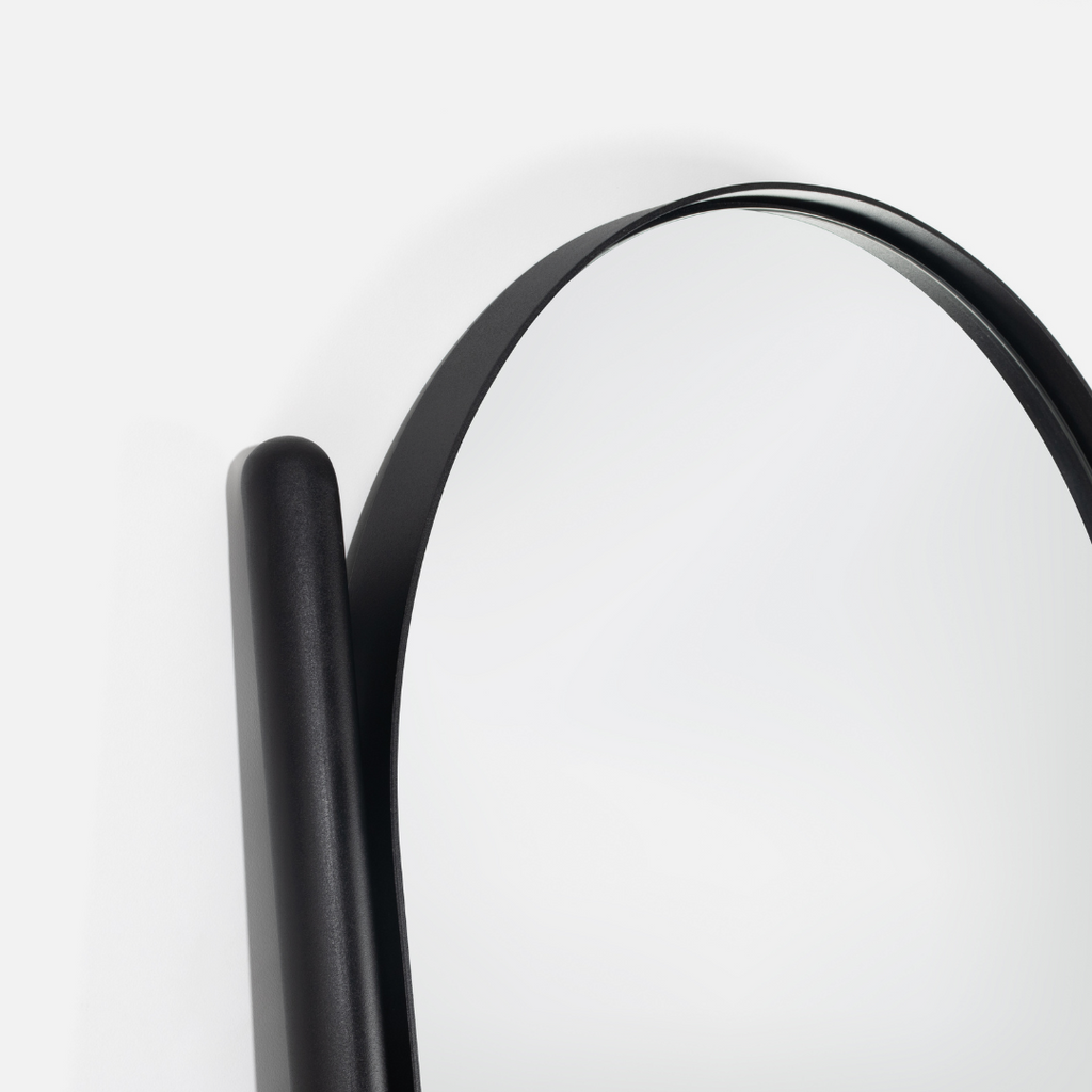 Soho Leaning Pill Mirror