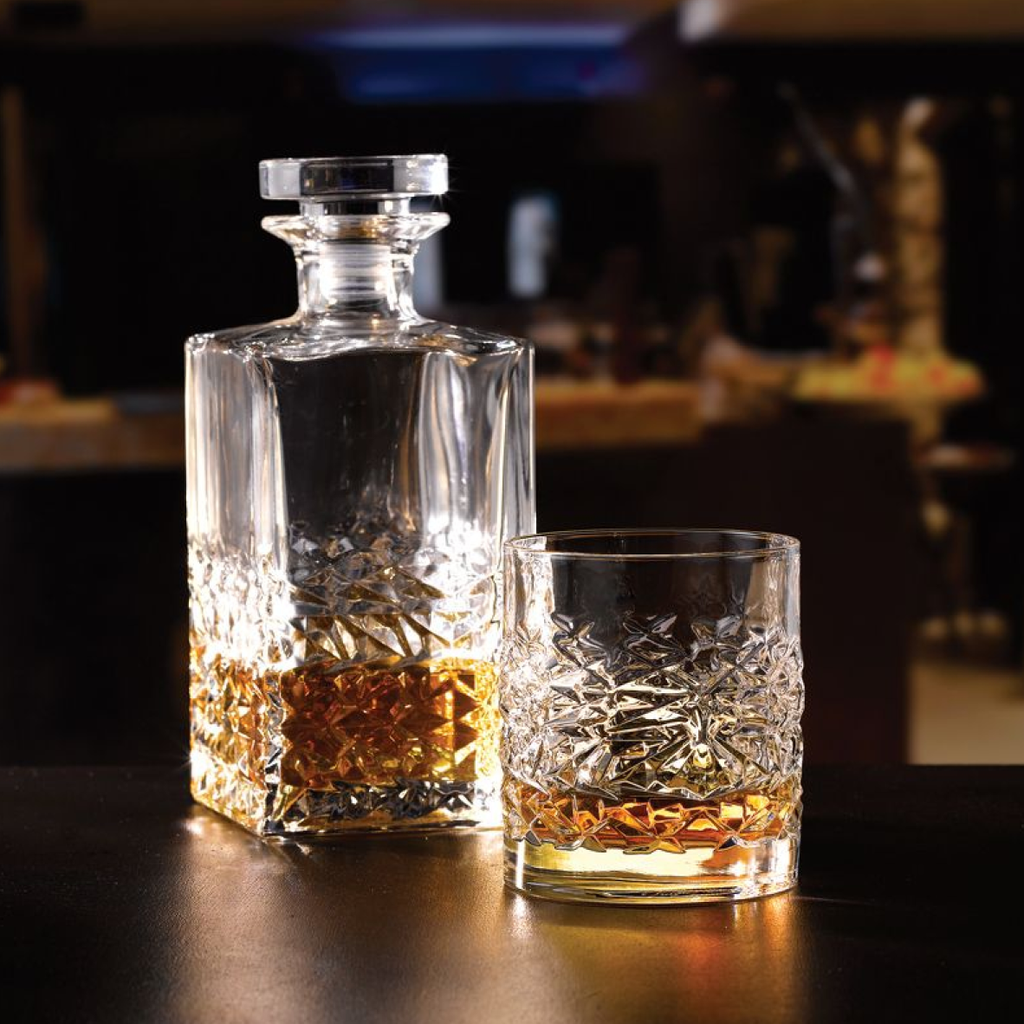 Luigi Bormioli Mixology Textures Whiskey Decanter With Stopper
