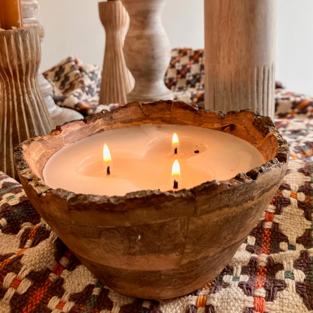Mango Wood Candle - Midnight Rose