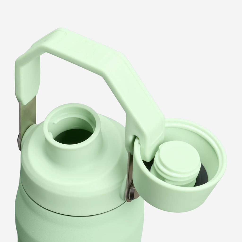 The IceFlow Bottle Fast Flow 700ml - Pistachio