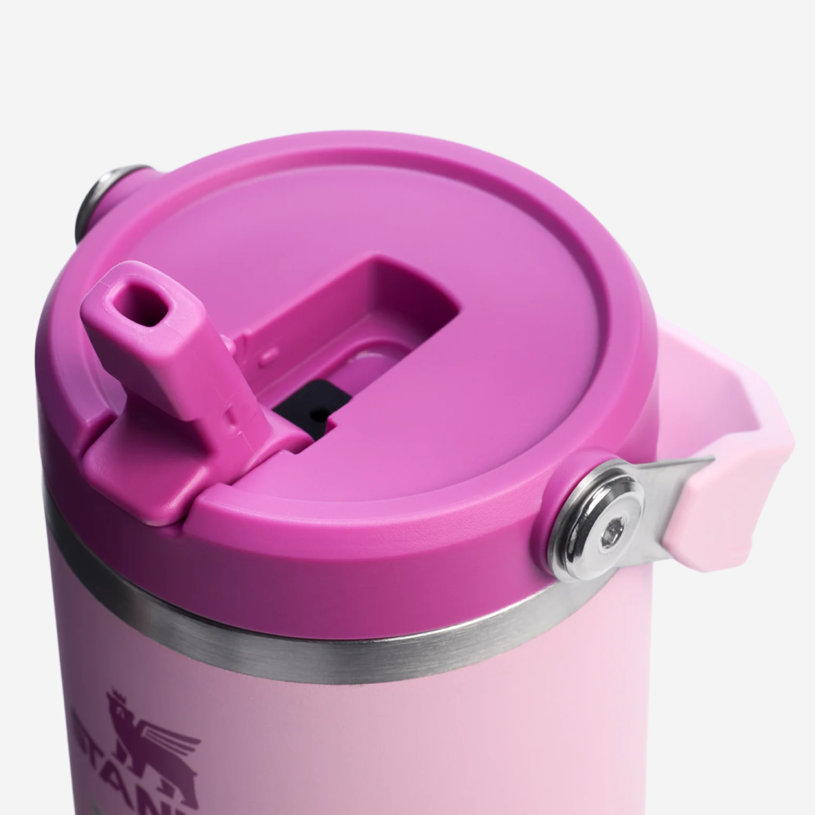The IceFlow Flip Straw Tumbler 890ml - Cherry Blossom