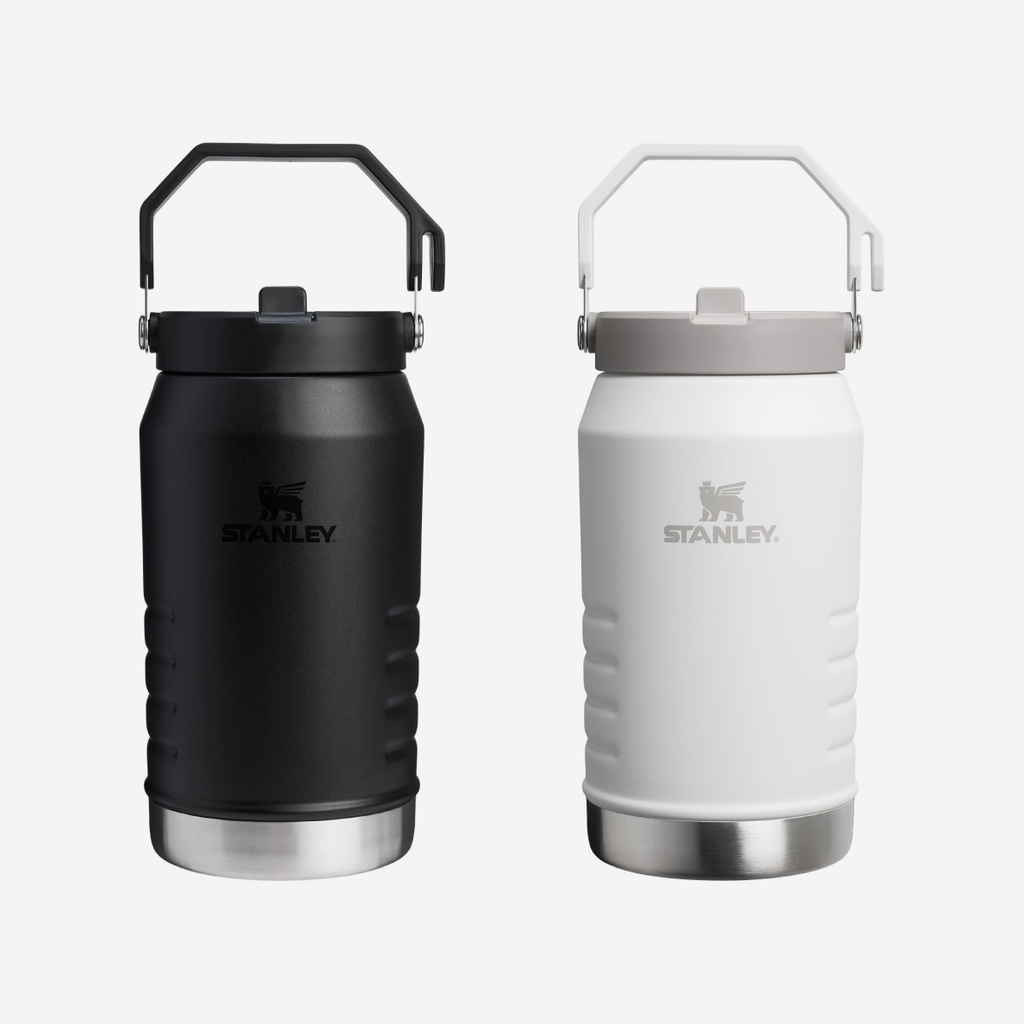 The Iceflow Flip Straw 2.0 Jug 1.9L - Black 2.0