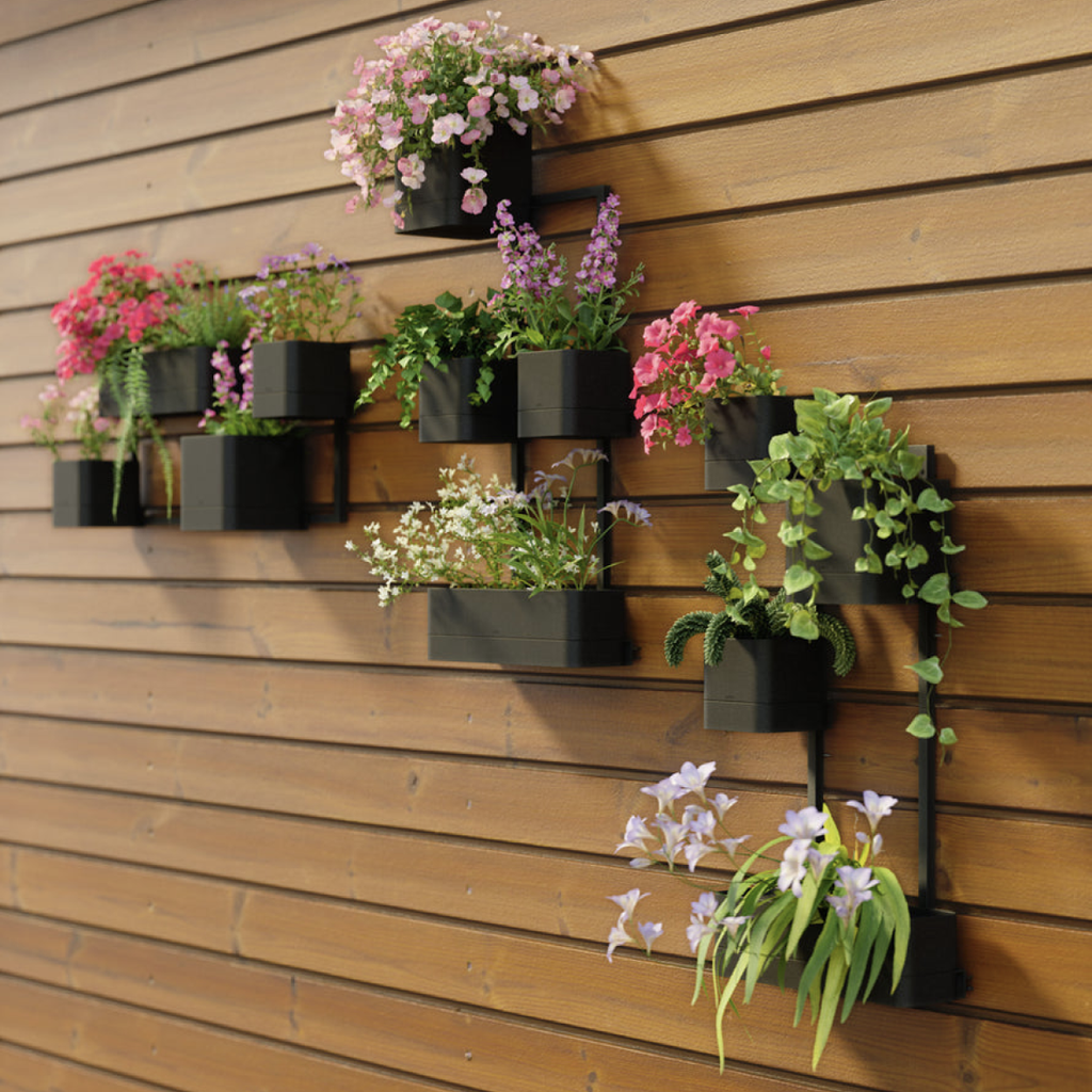 Cubiko Wall Planter - Black