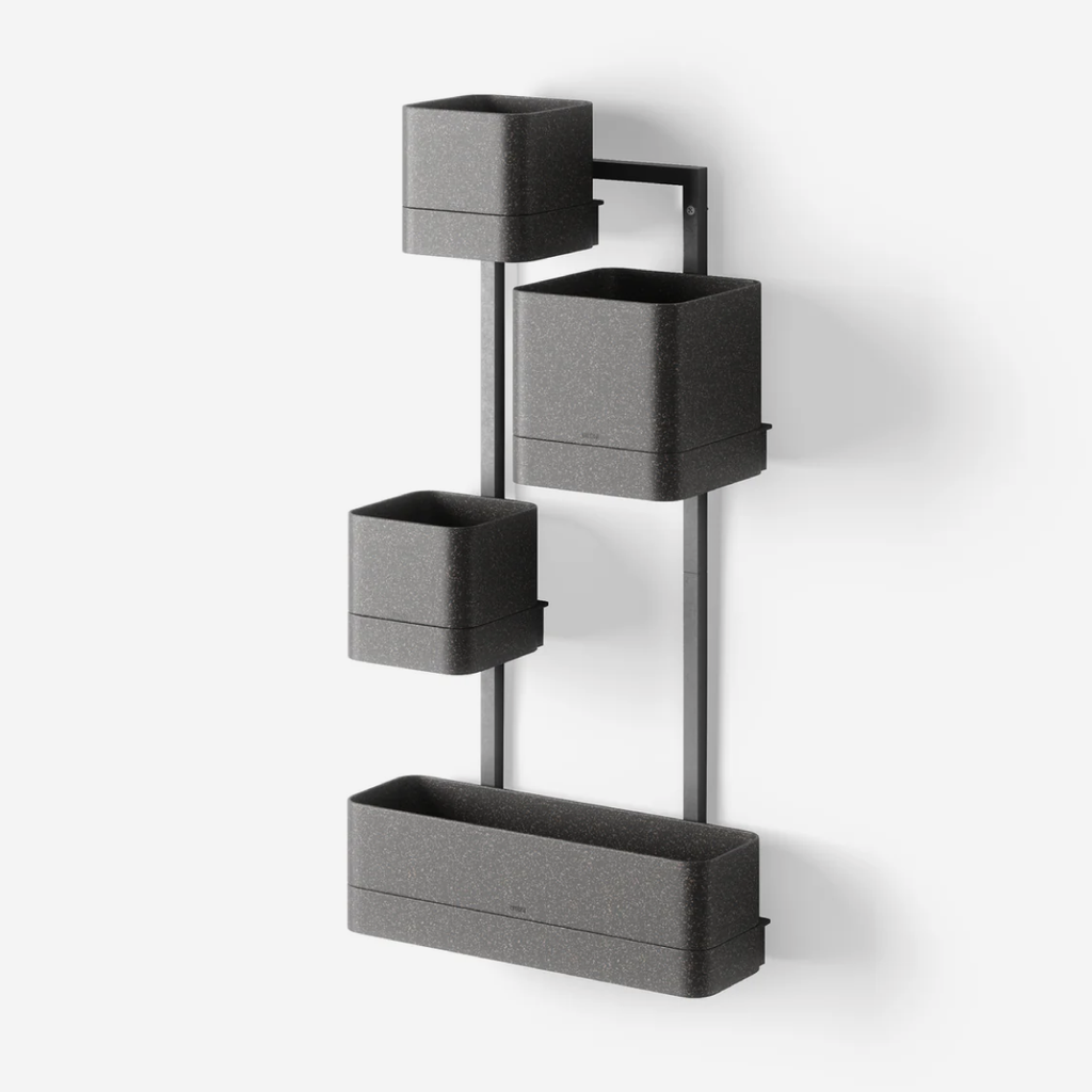 Cubiko Wall Planter - Black