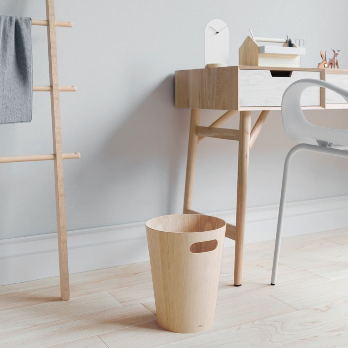 Woodrow Dustbin - Natural