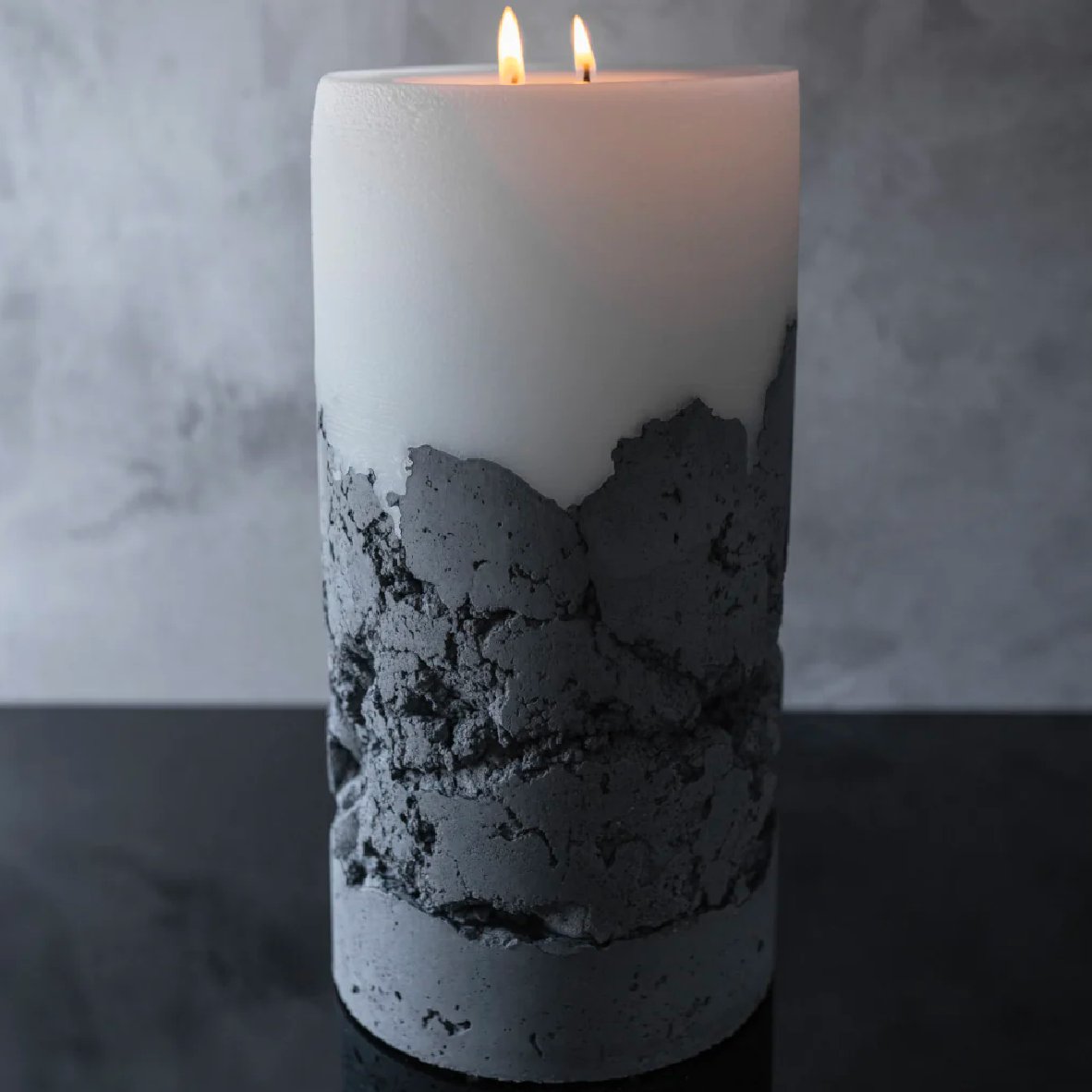 The Venti Concrete Candle