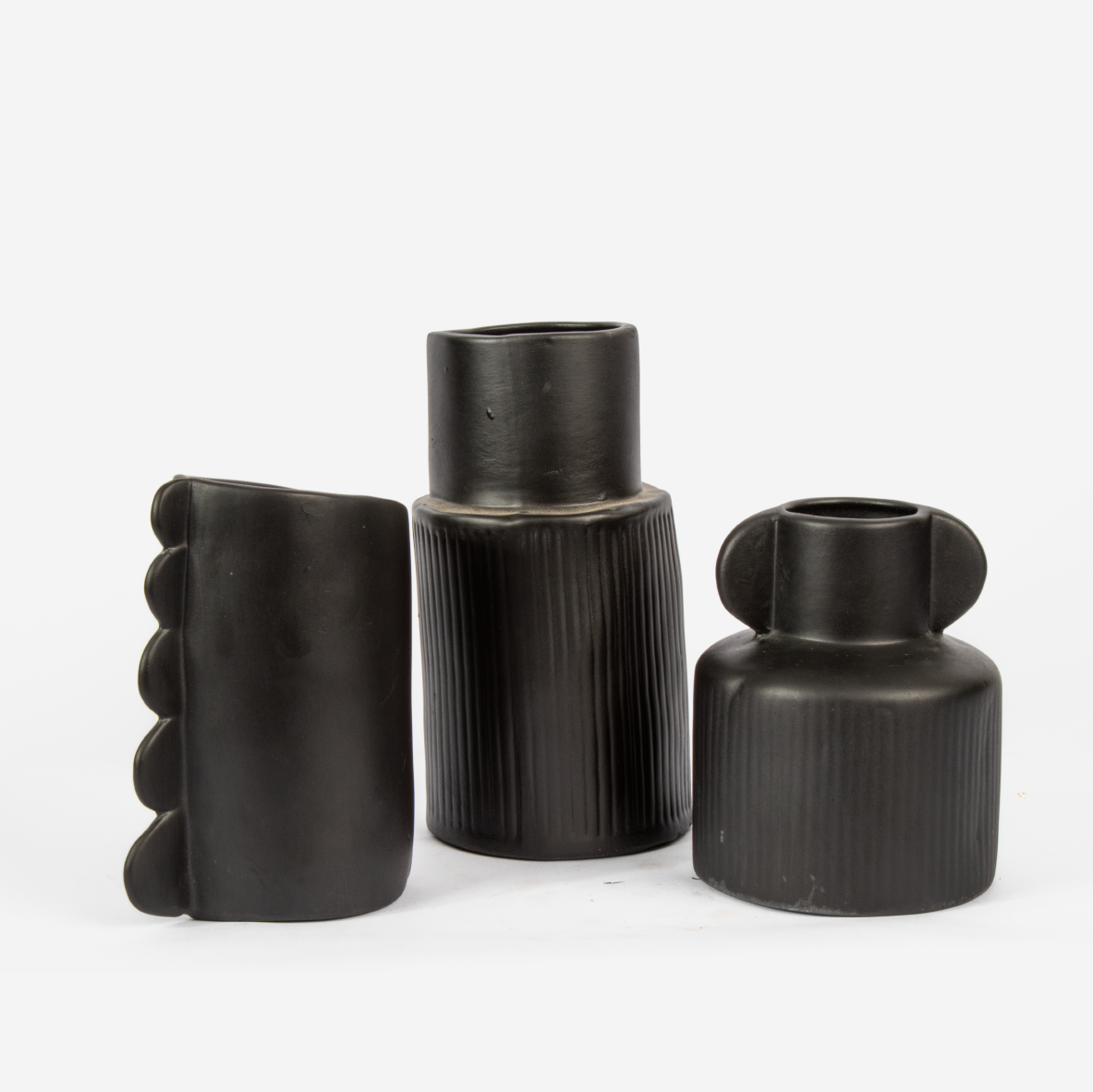 Lochness Vase - Black