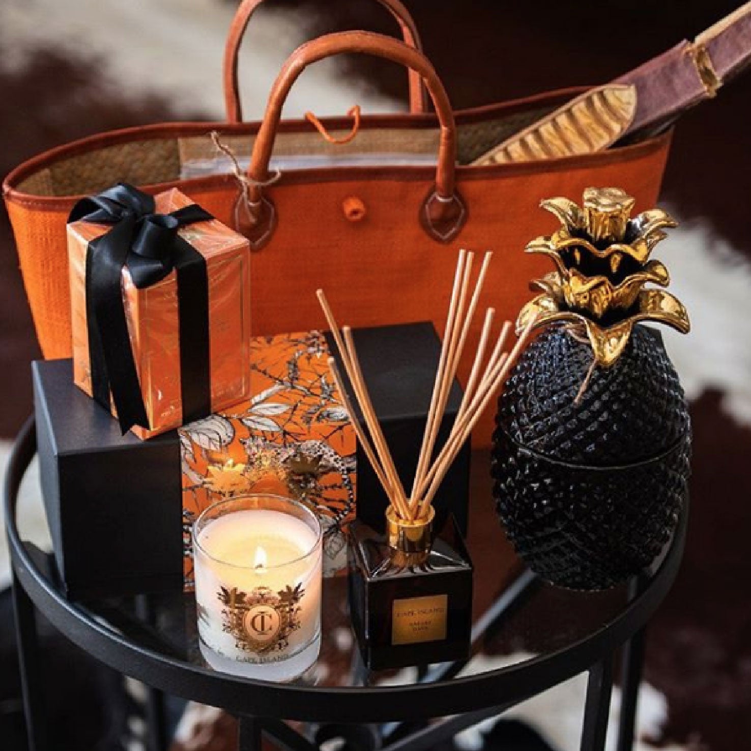 Classic Candle - Black Gold