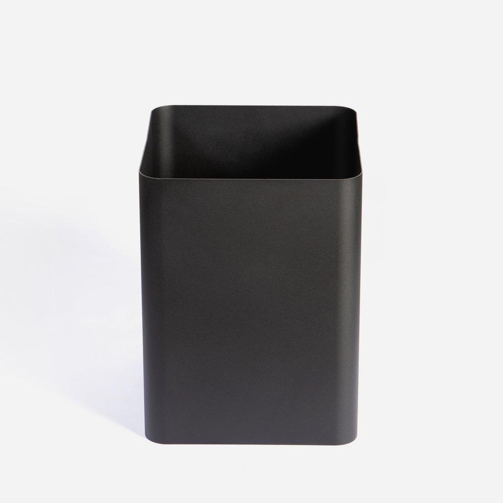 Square Sven Floor Planter