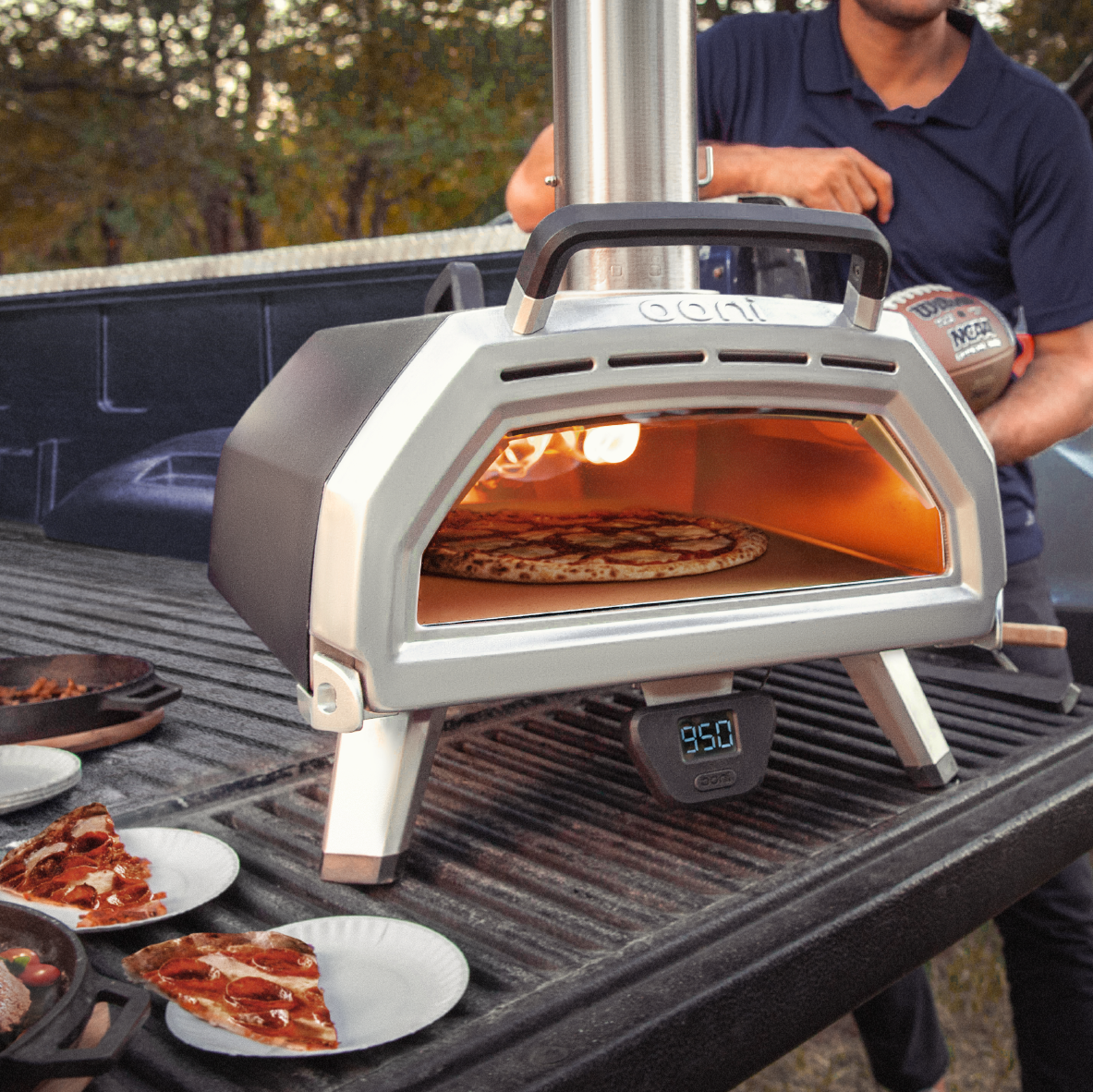 Ooni Karu Pizza Oven 16"