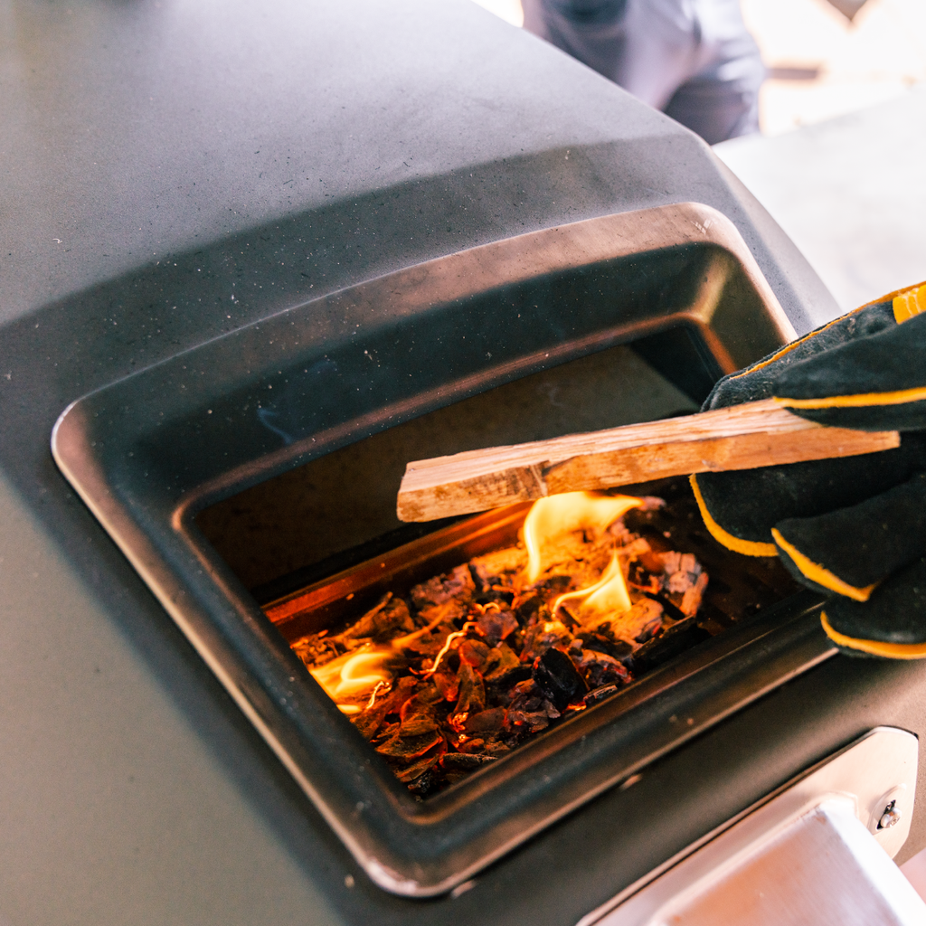 Ooni Karu Pizza Oven 16"