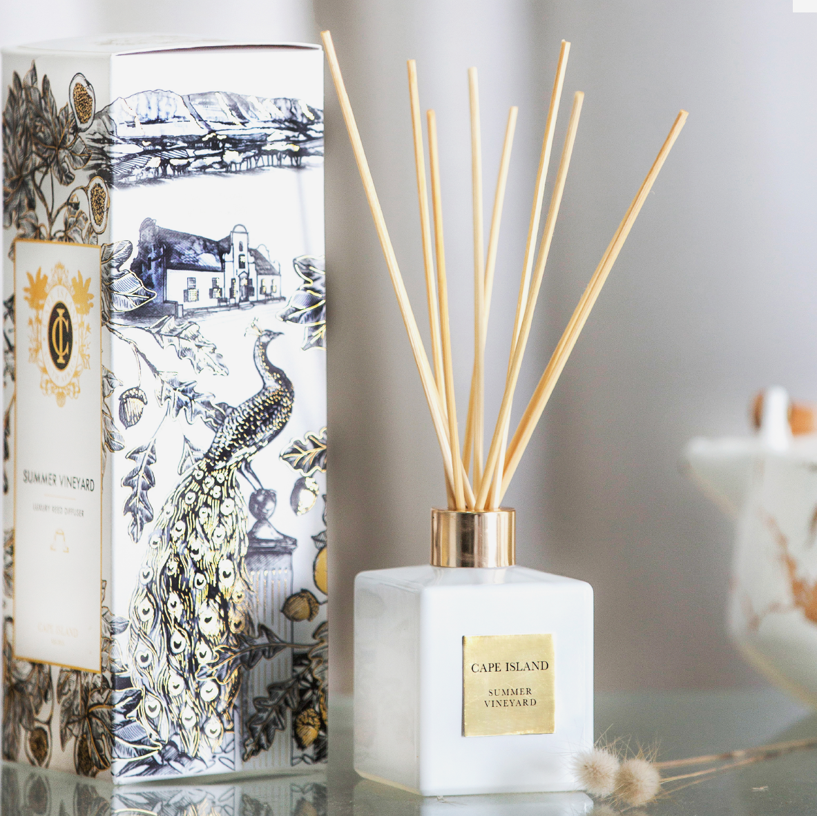 Illustrated Fragrance Diffuser - Summer Vineyard